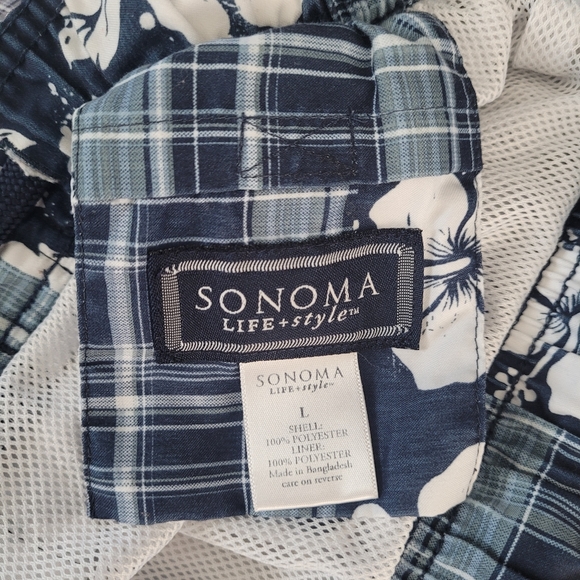 Swim Trunks, Men's Big & Tall Sonoma Goods For Life®. Size L - Picture 3 of 4